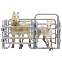 Фигурки животных серии "Мир лошадей": Арабская лошадь и жеребенок (набор из 2 фигурок и ограждение-загон)